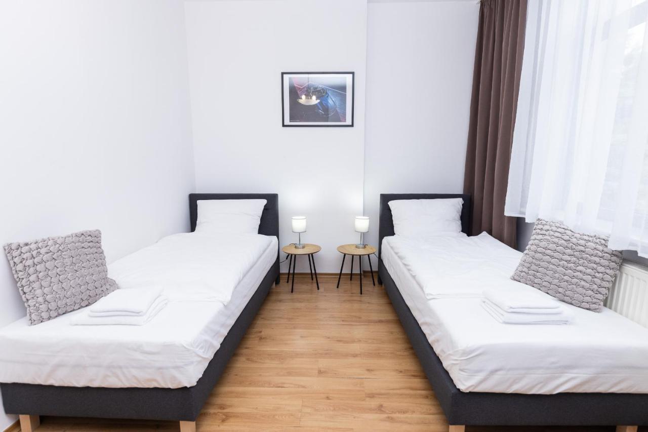 Hotel Tor Kielce Cminsk Esterno foto
